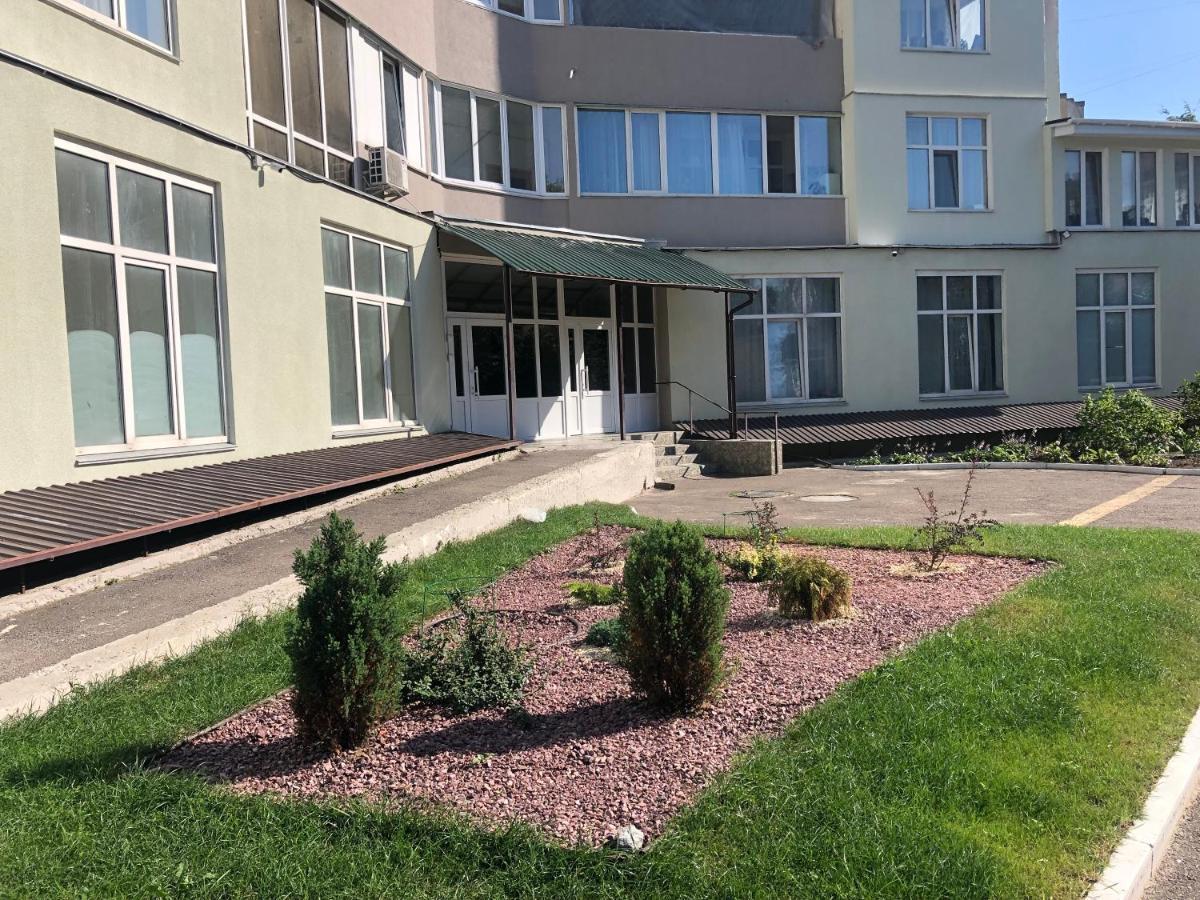Apartment Alla Chernihiv Exterior photo